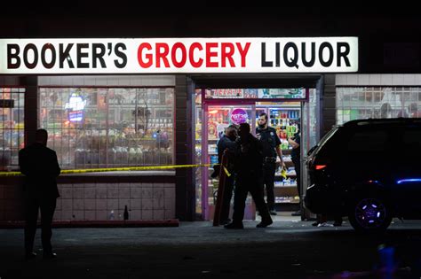 Customer shot coming out of East Oakland liquor store